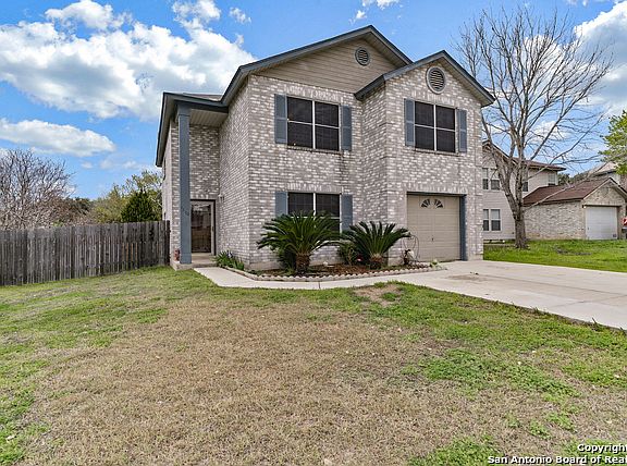 2nd image of 13902 Villa Camino