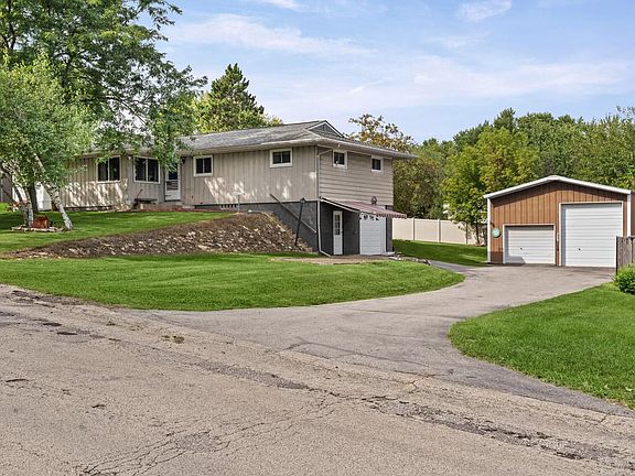 2nd image of 1218 Jefferson AVENUE