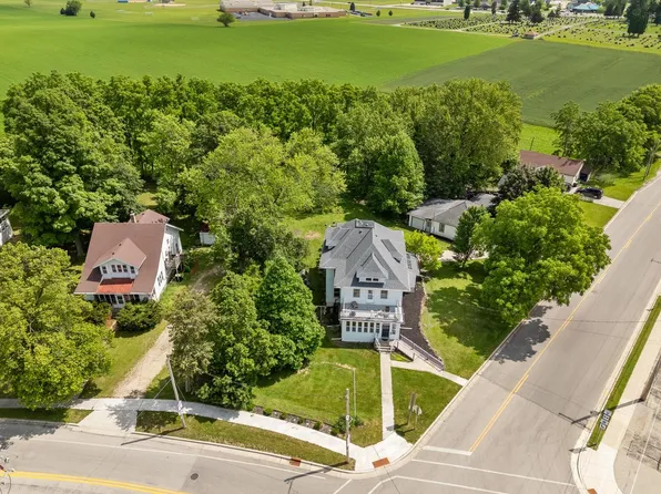 302 North Fond Du Lac AVENUE, Campbellsport, WI 53010