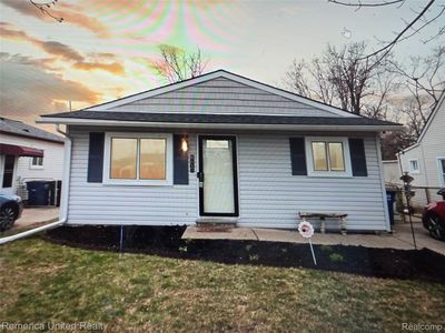 8615 Fremont St, Westland, MI, 48185