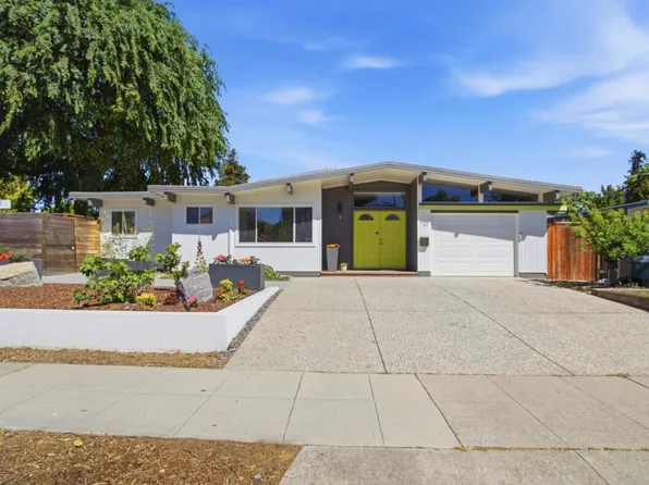 721 Stendhal Ln, Cupertino, CA 95014