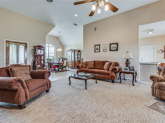 4th image of 122 Hillridge Ln
