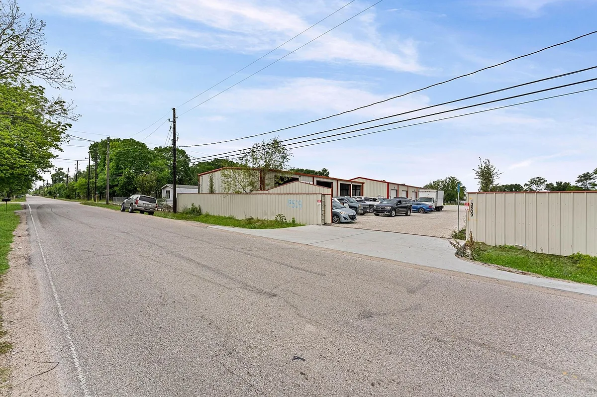 Building Photo - 13509 Kaltenbrun Rd