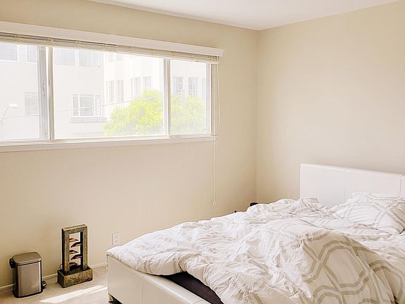 5th image of 1960 Clay St APT 301