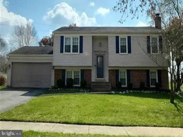 9512 Grandhaven Ave, Upper Marlboro, MD 20772