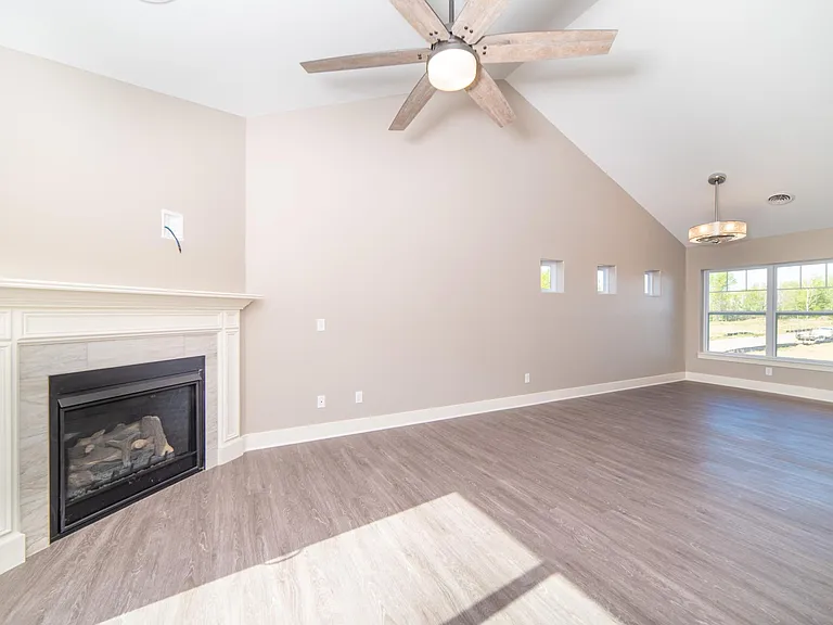 2930 Shanes Way — Photo 10