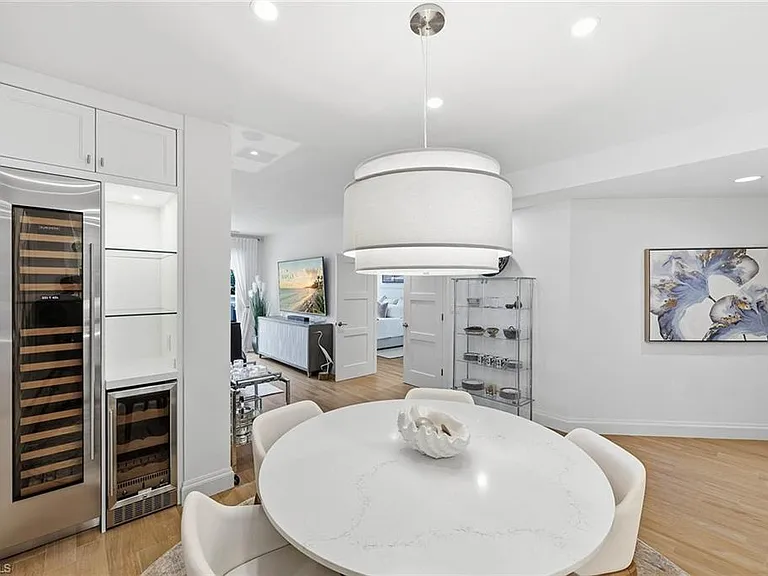 365 5th Ave S #306 — Photo 13