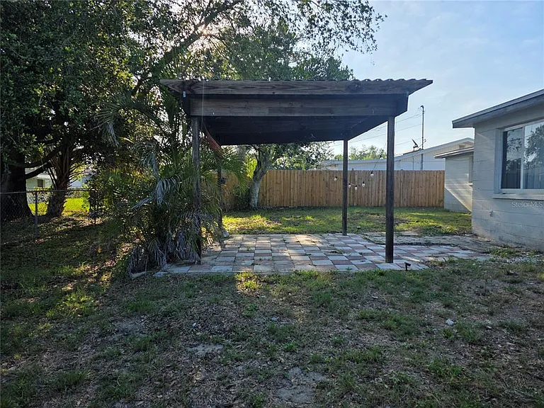 4823 Longwood Ave — Photo 30