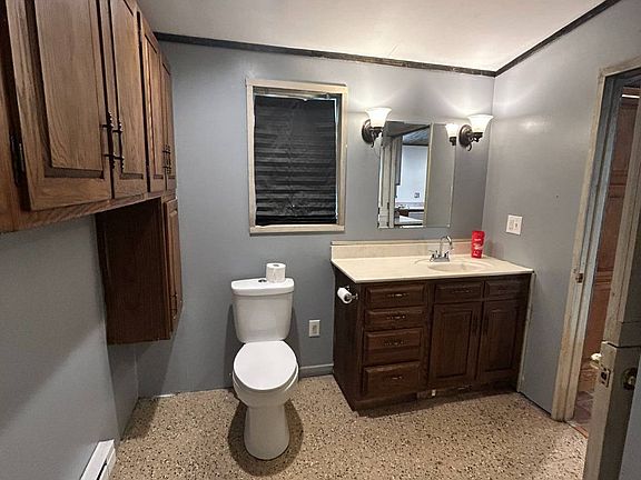 4th image of 334 Jefferson St #66