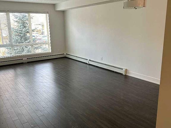 5th image of 209-611 Edmonton Trl NE #209