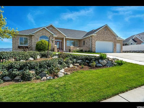2nd image of 1123 W Park Palisade Dr