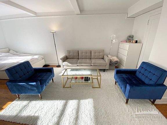 2nd image of 150 E 39th St APT 502