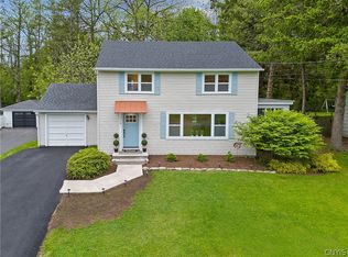 112 Concord Pl, Fayetteville, NY 13066