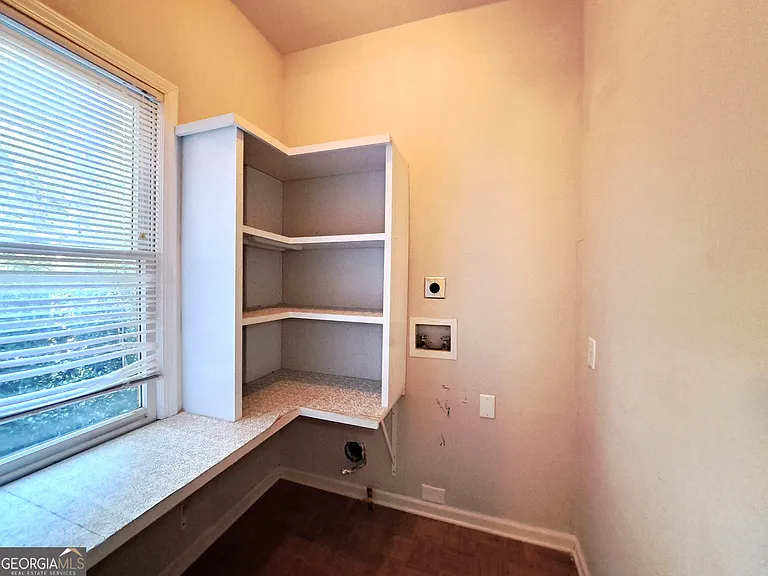2242 Lenox Walk NE — Photo 15