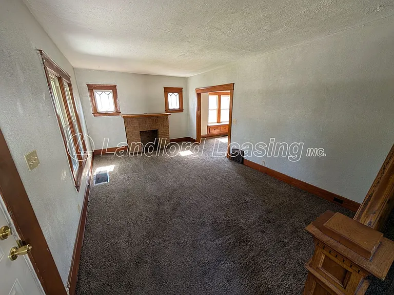 1850 E 33rd St — Photo 4