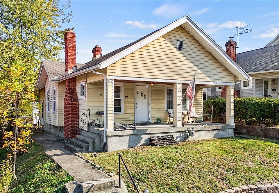 1st image of 1120 Holly Ave