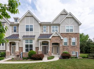 186 Sype Dr, Carol Stream, IL 60188