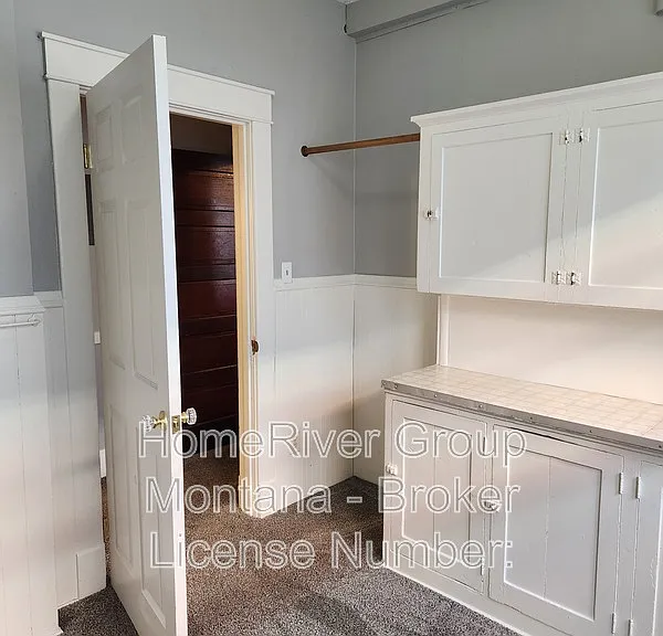546 S 3rd St W — Photo 15