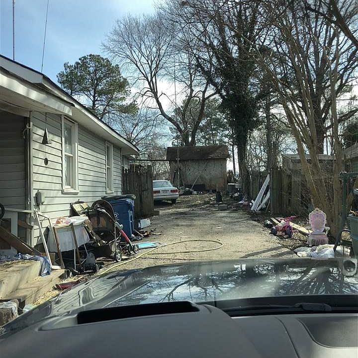 2nd image of 1107 Ellis Rd