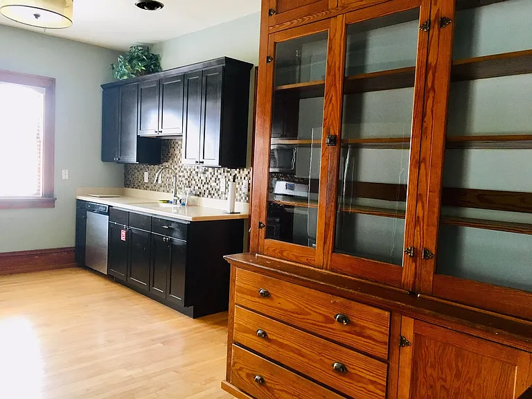 923 Cherry St SE #2 — Photo 16