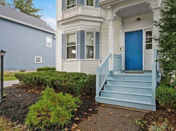 69 Cherry St, Waltham, MA 02453