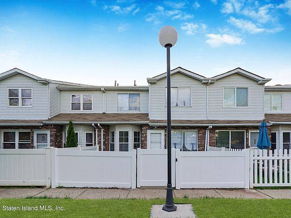 3rd image of 41 Country Dr W #A