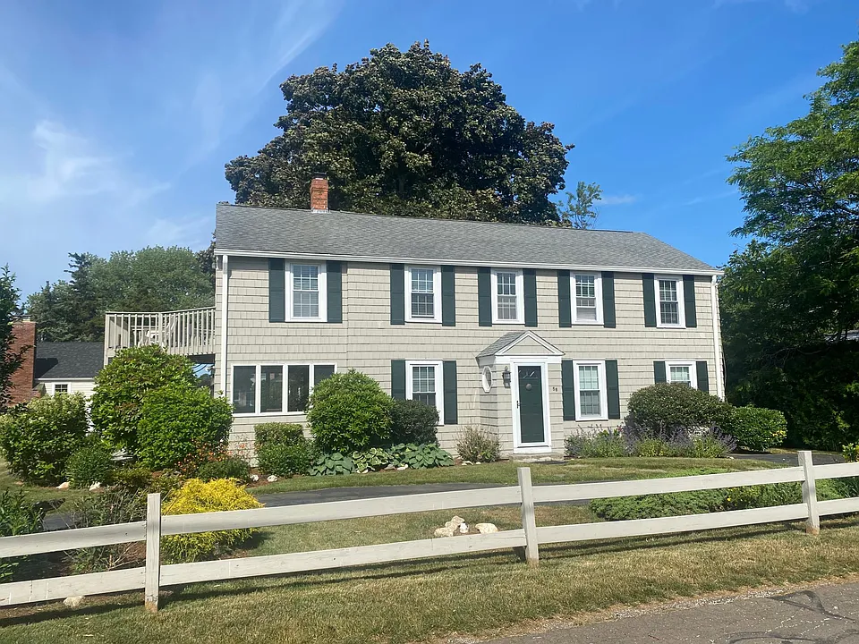 58 Hartford Ave