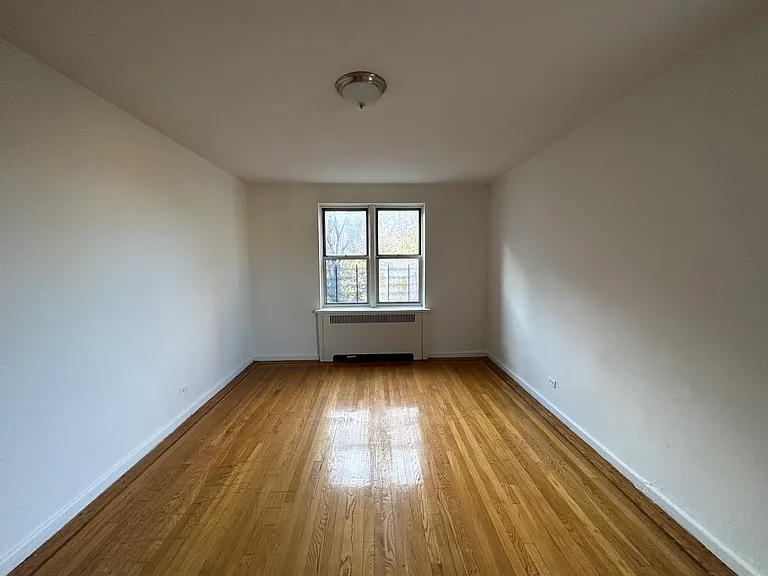 165 Bennett Ave #5D — Photo 6