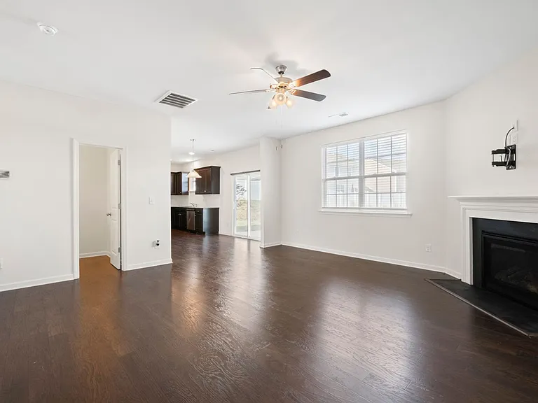 152 Atwater Landing Dr — Photo 13