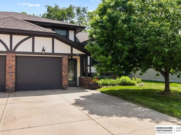1635 N 123rd St, Omaha, NE 68154