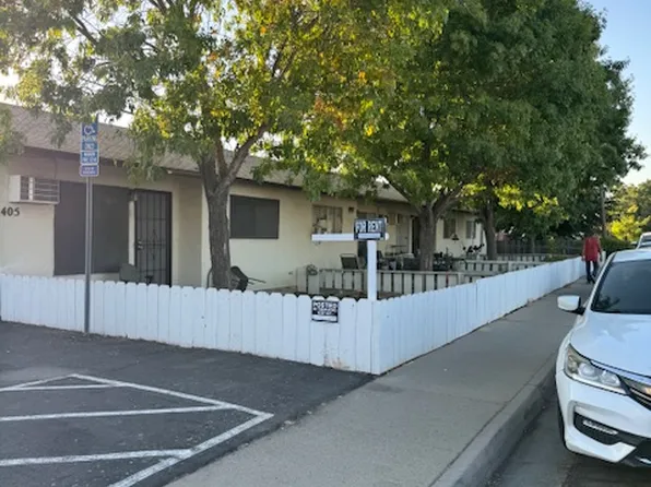 1405 Eucalyptus Avenue