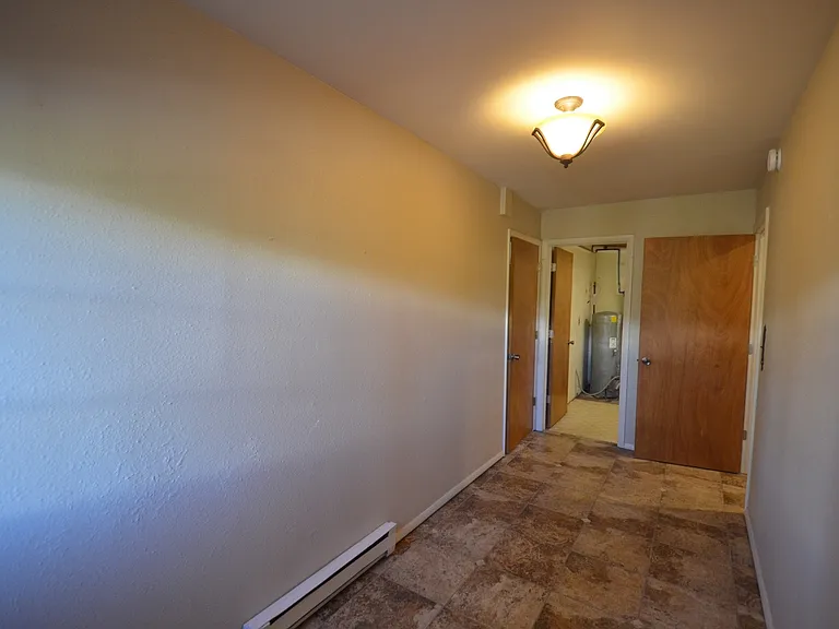 347 Huron Rd #450 — Photo 8