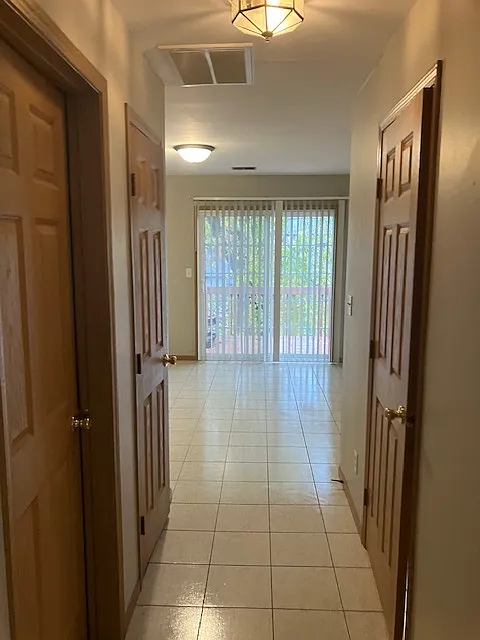 1615 Firestone Ln — Photo 4