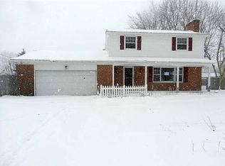 1612 Southlawn St, Jenison, MI 49428