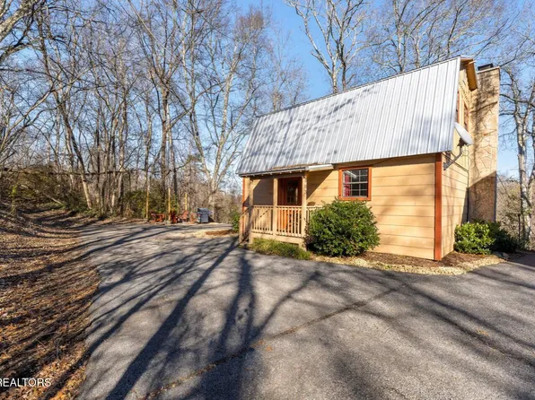 903 Sunrise Blvd, Sevierville, TN 37862