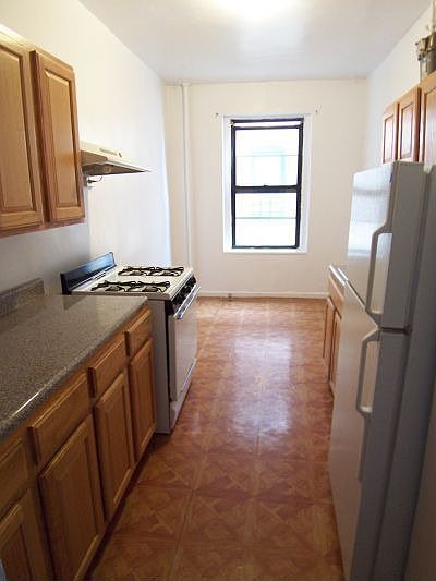 2nd image of 1136 Sherman Ave APT D8
