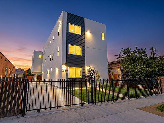 2nd image of 5327 Geer St #5325-1/2