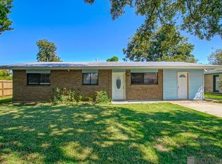24619 Pecan Place Dr, Plaquemine, LA 70764