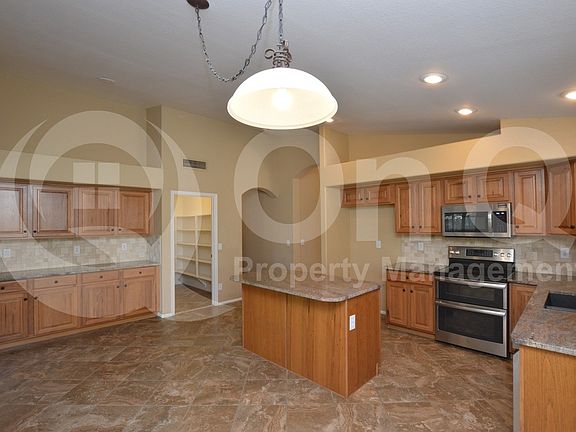 5th image of 29979 N Maravilla Dr