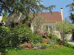 5041 Ambrose Ave, Los Angeles, CA 90027