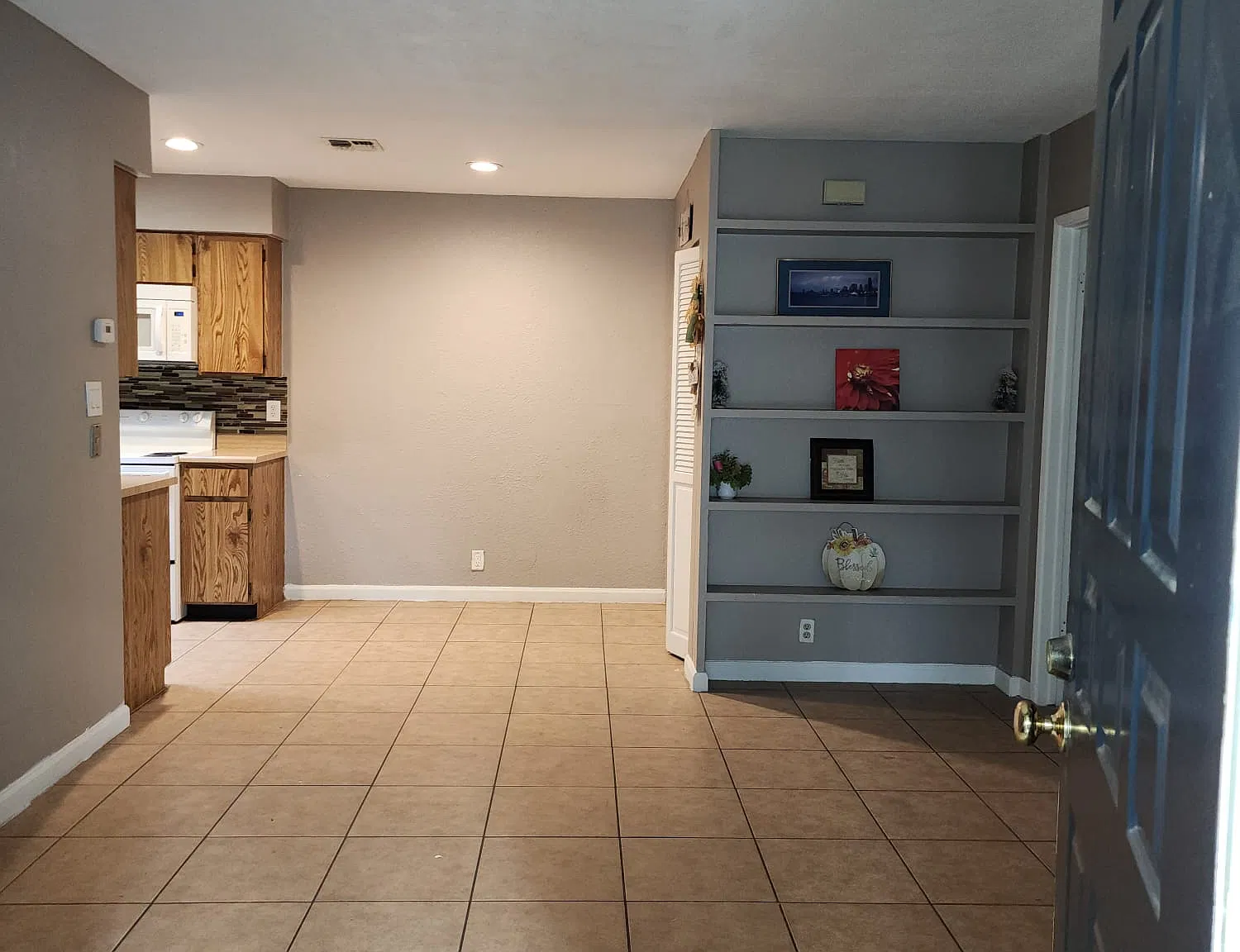 2 bed, 803 sqft, $1,500 — Photo 3
