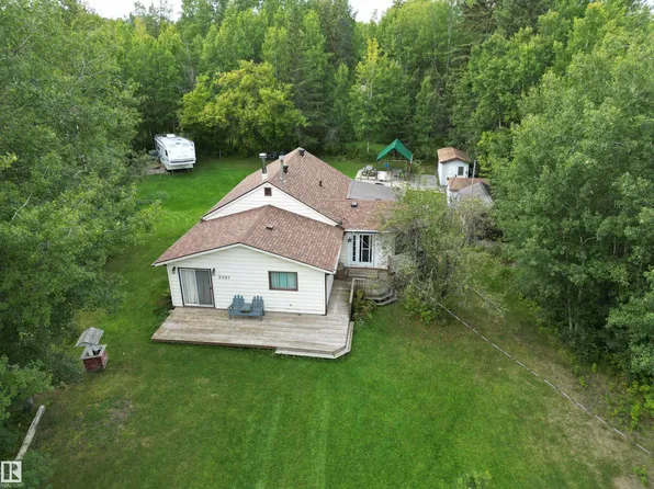 5081 4th St, Parkland County, AB T0E 0N0