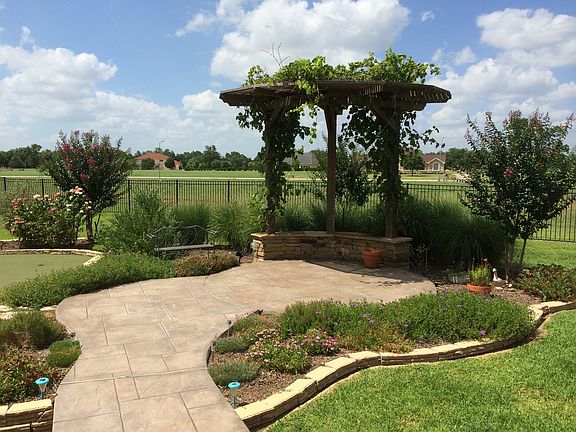 Outdoor living 