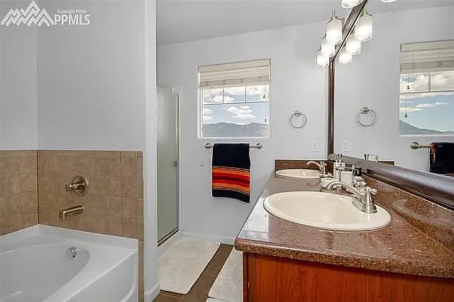 2083 Saint Claire Park Aly — Photo 13