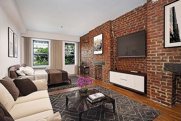 1st image of 418 W 49th St