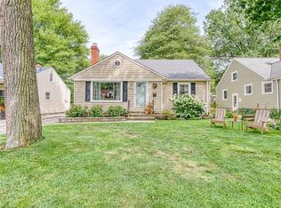 529 Kenilworth Rd, Bay Village, OH 44140