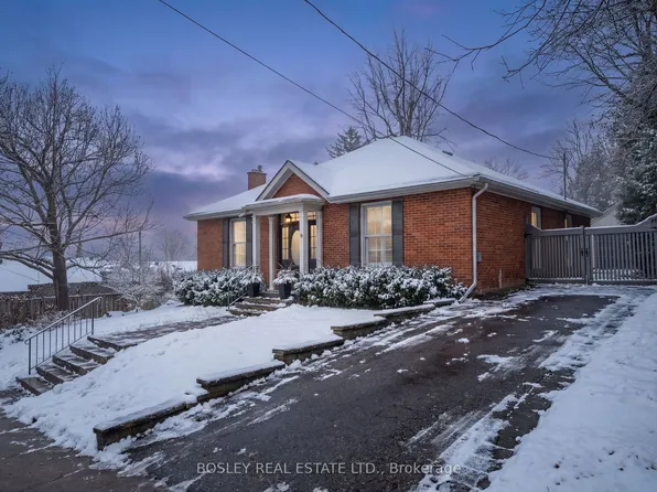 71 Augusta St, Pt Hope, ON L1A 1H1