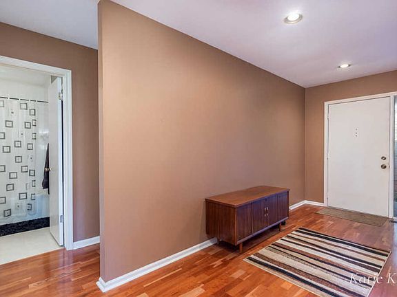 4th image of 6064 Parview Dr SE #4