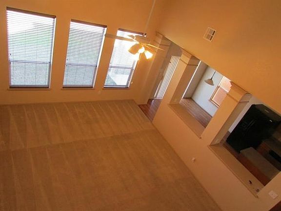 5th image of 2824 Glendale Way