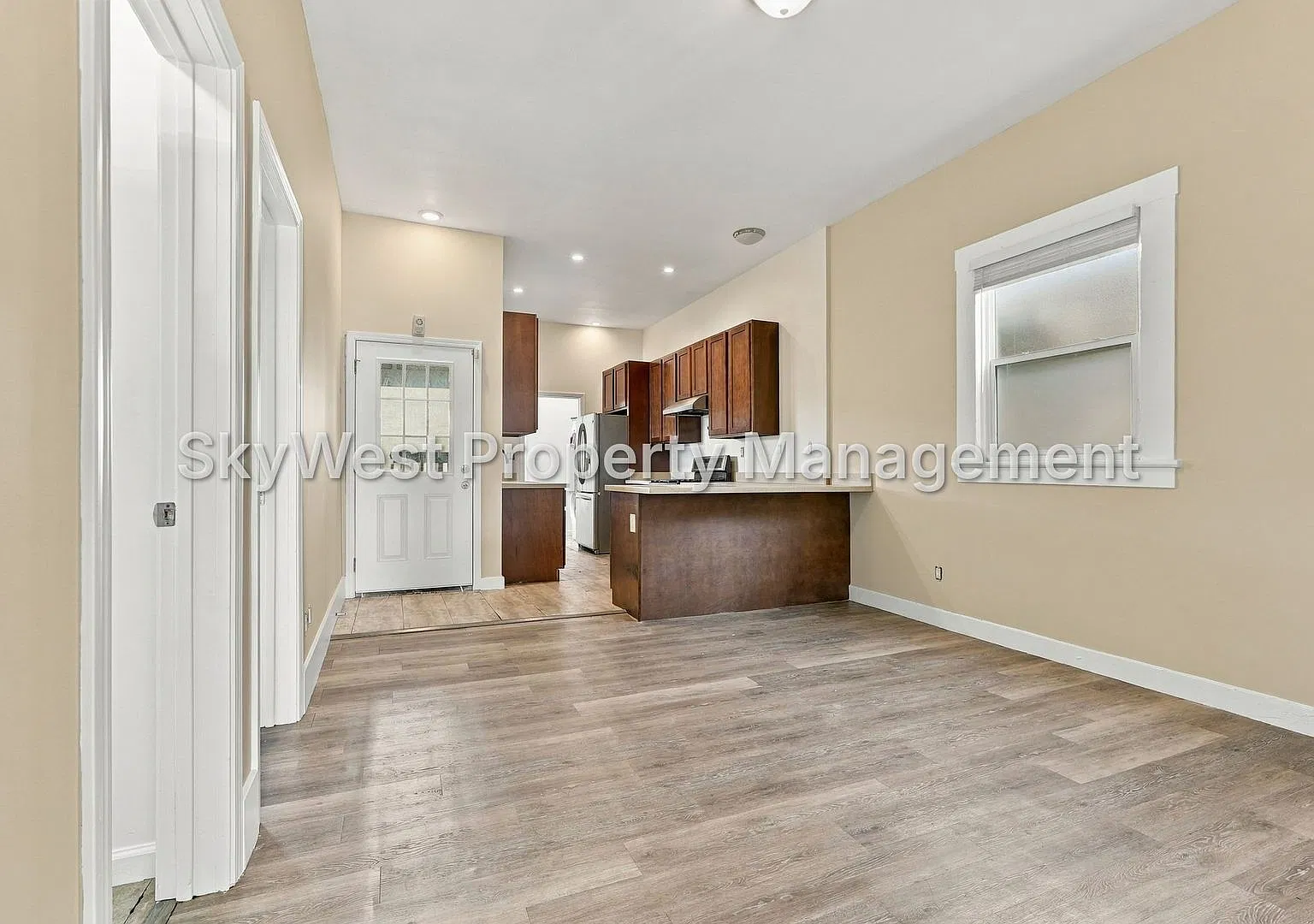 2535-2533 Filbert Street — Photo 4